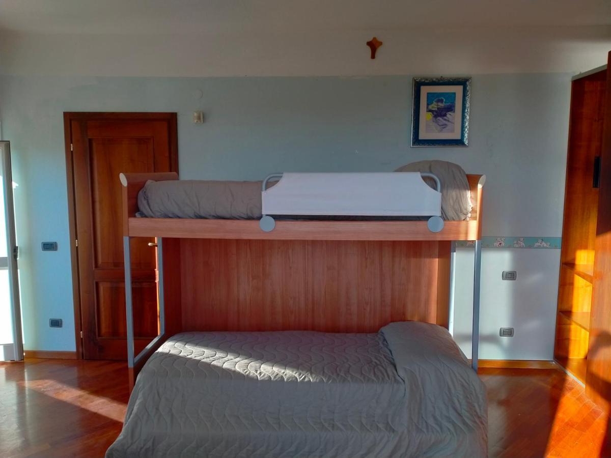 Casa Vacanze "La Quiete" Nonio 외부 사진